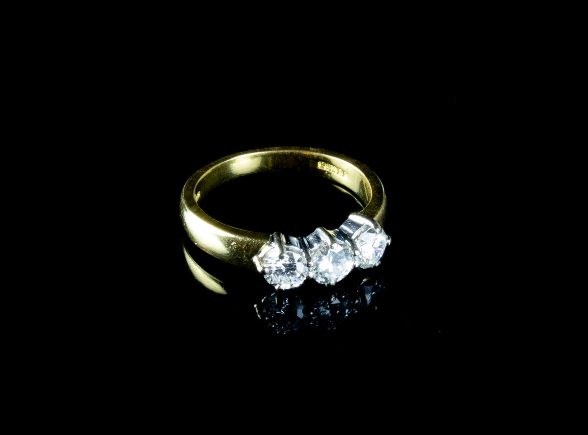 18ct Gold Three Stone Brilliant Cut 0.90ct Diamond Ring