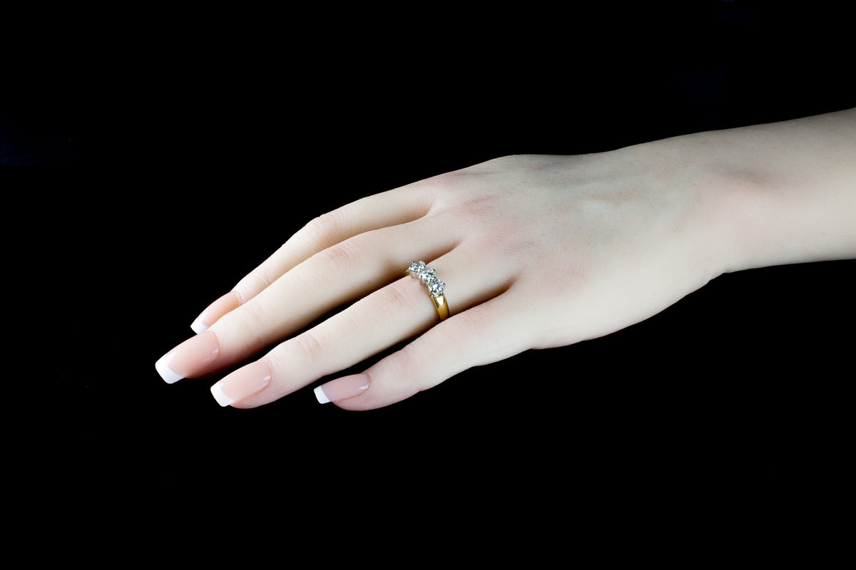 18ct Gold Three Stone Brilliant Cut 0.90ct Diamond Ring