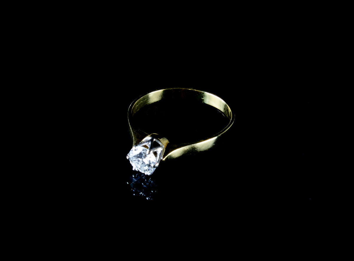 18ct Gold Single Stone 0.30ct Diamond Ring