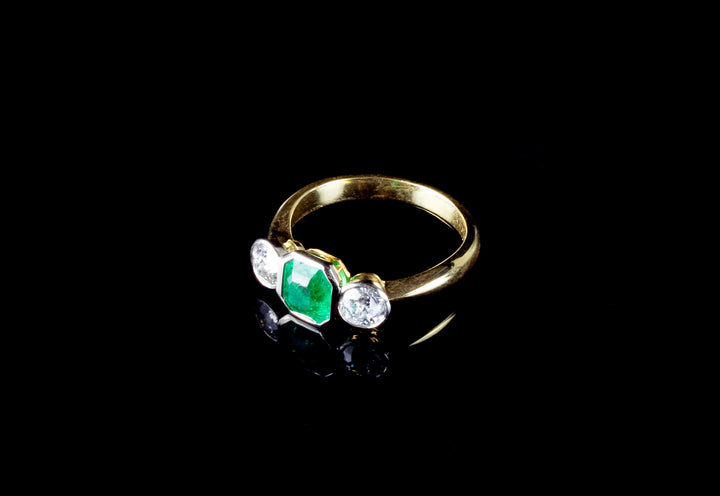 18ct Gold Three Stone Old Cut Diamond and Emerald Ring