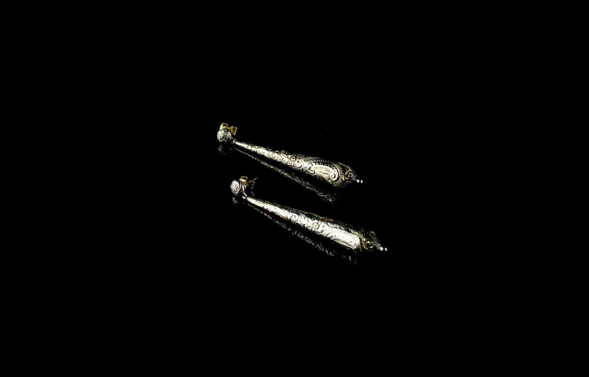 Vintage 9ct Yellow Gold Engraved Drop Earrings