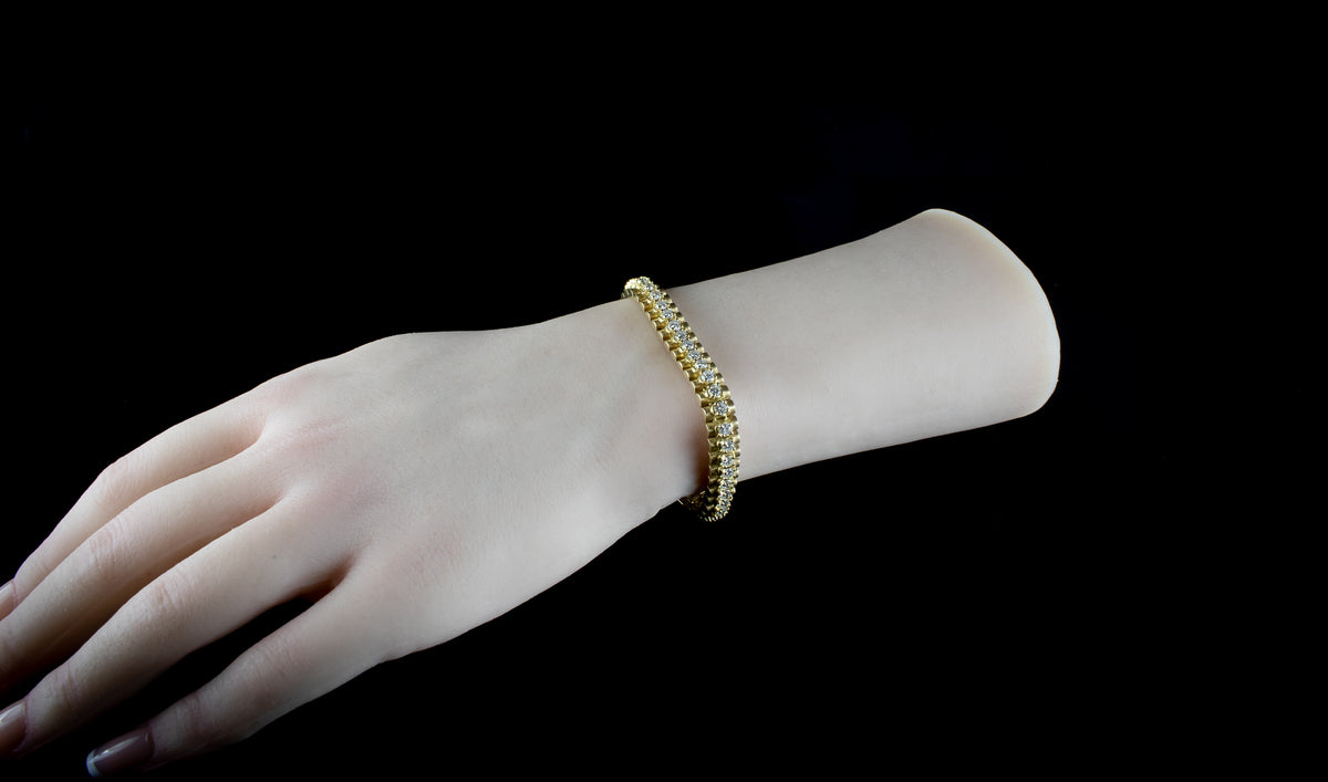 18ct Gold 5.23ct Diamond Bracelet