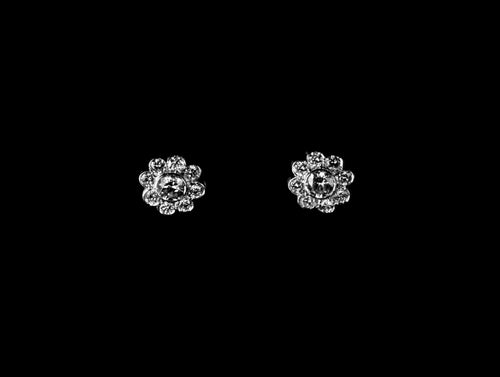 18ct Gold 1.91ct Diamond Cluster Stud Earrings
