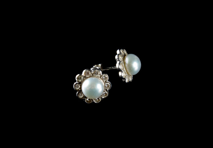 18ct White Gold Pearl and Diamond Cluster Stud Earrings