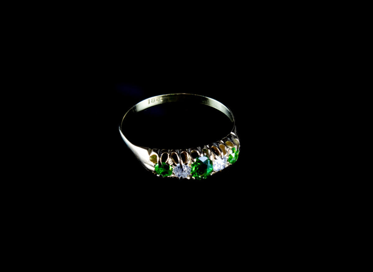1930s Green Garnet and Old Cut Diamond Five Stone Ring Set in 18ct Gold
