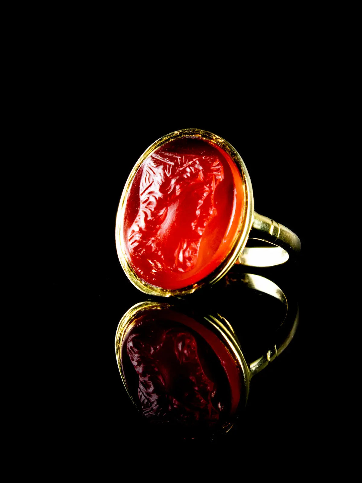Antique 18ct Gold Carnelian Intaglio Signet Ring , Circa 1905