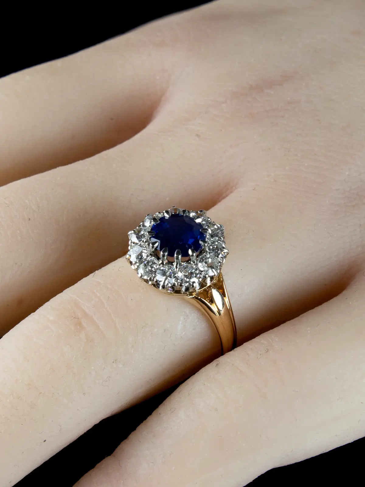18ct Gold Old Cut Diamond and 1.50ct Sapphire Cluster Ring, Circa 1940