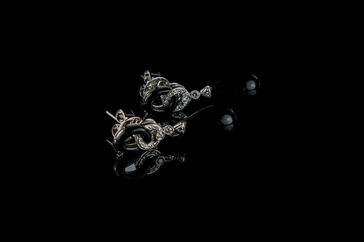 18ct gold diamond and onyx earrings