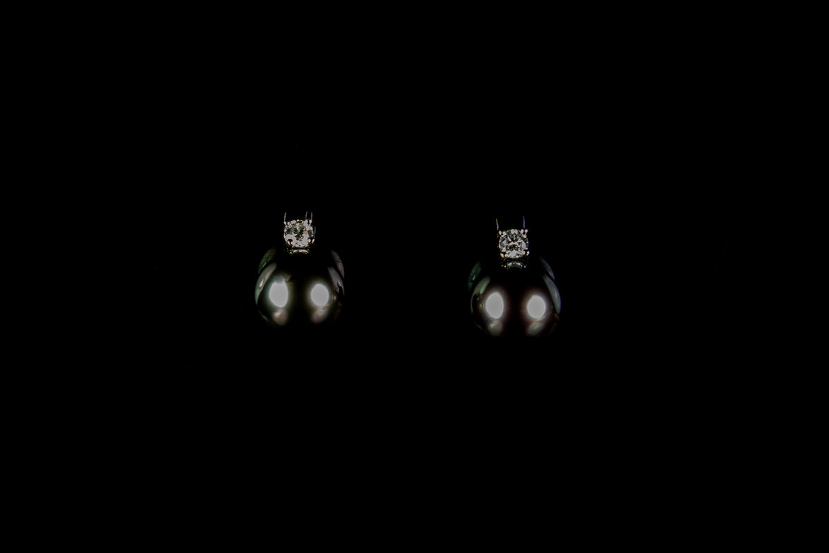 18ct Gold Grey Tahitian 10.5mm Pearl and Diamond Stud Earrings