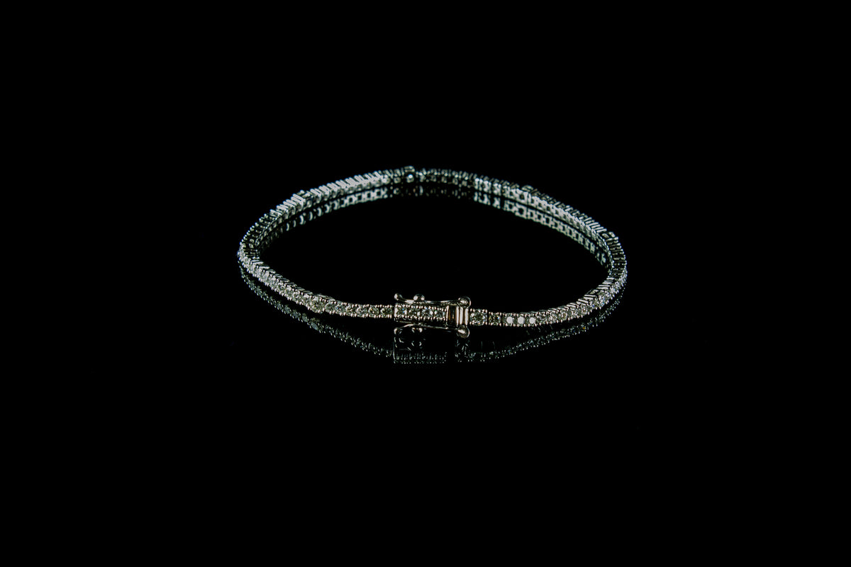18ct Gold 2.75ct Diamond Line Bracelet