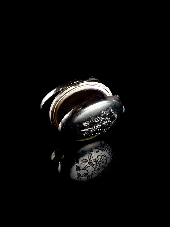 Antique 18ct Yellow Gold Engraved Locket, Circa 1900