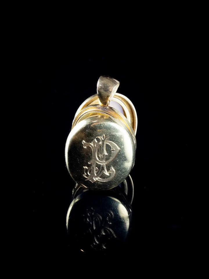 Antique 18ct Yellow Gold Engraved Locket, Circa 1900