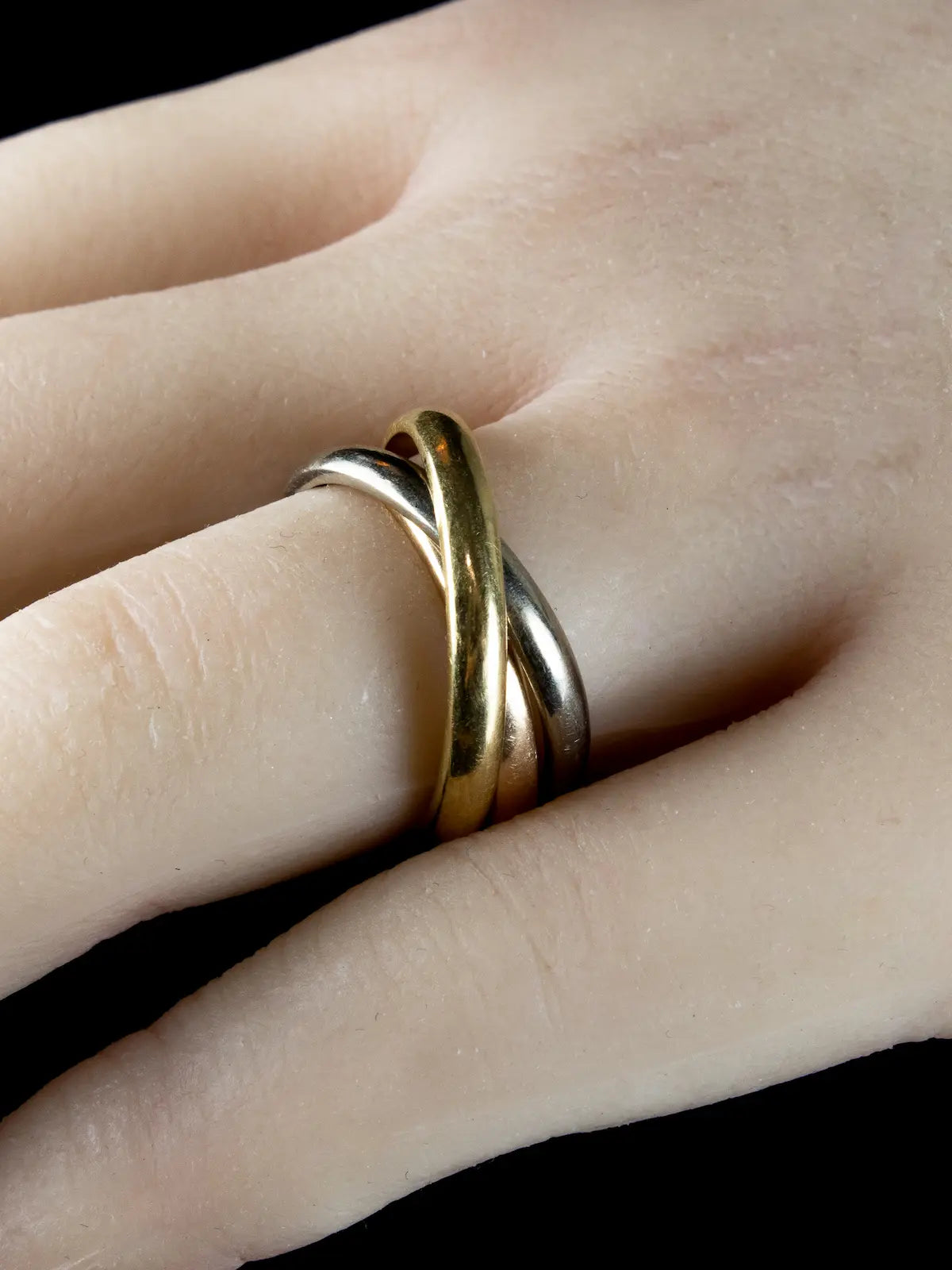 18ct Gold Three Band Russian Wedding Ring, 10grams