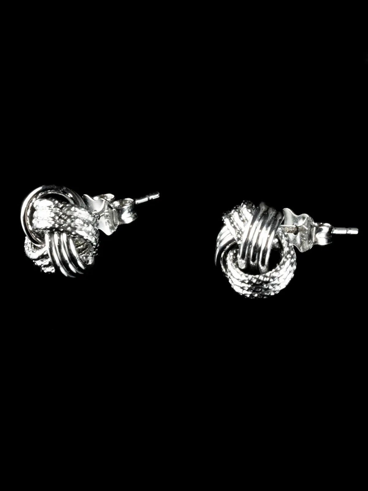 Vintage 18ct White Gold Knot Stud Earrings