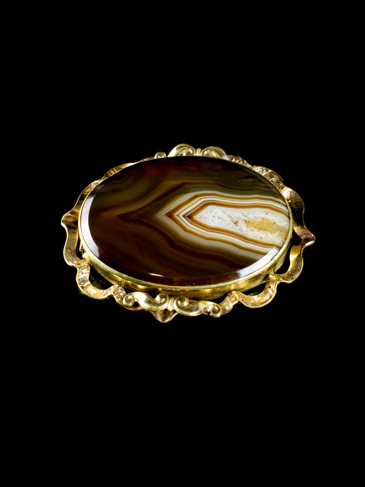 Antique Victorian 9ct Gold Banded Agate Brooch, Circa 1880