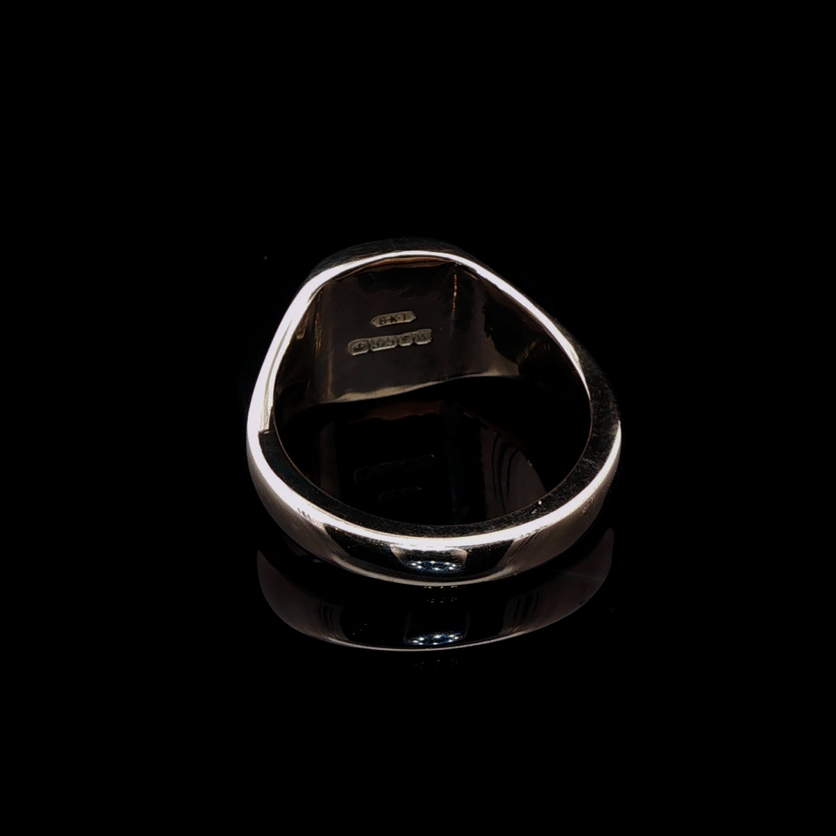 9ct Yellow Gold Rounded-Corner Square Signet Ring, 11.2 Grams