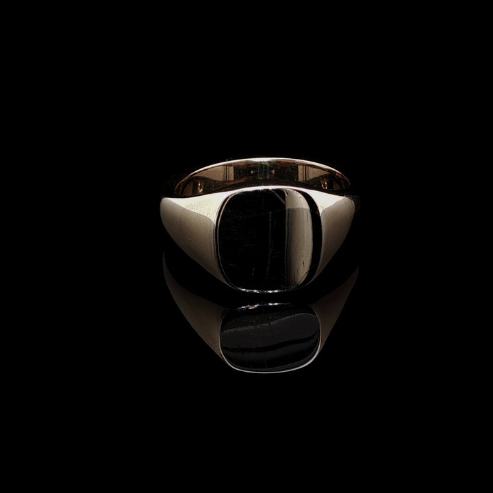 9ct Yellow Gold Rounded-Corner Square Signet Ring, 11.2 Grams