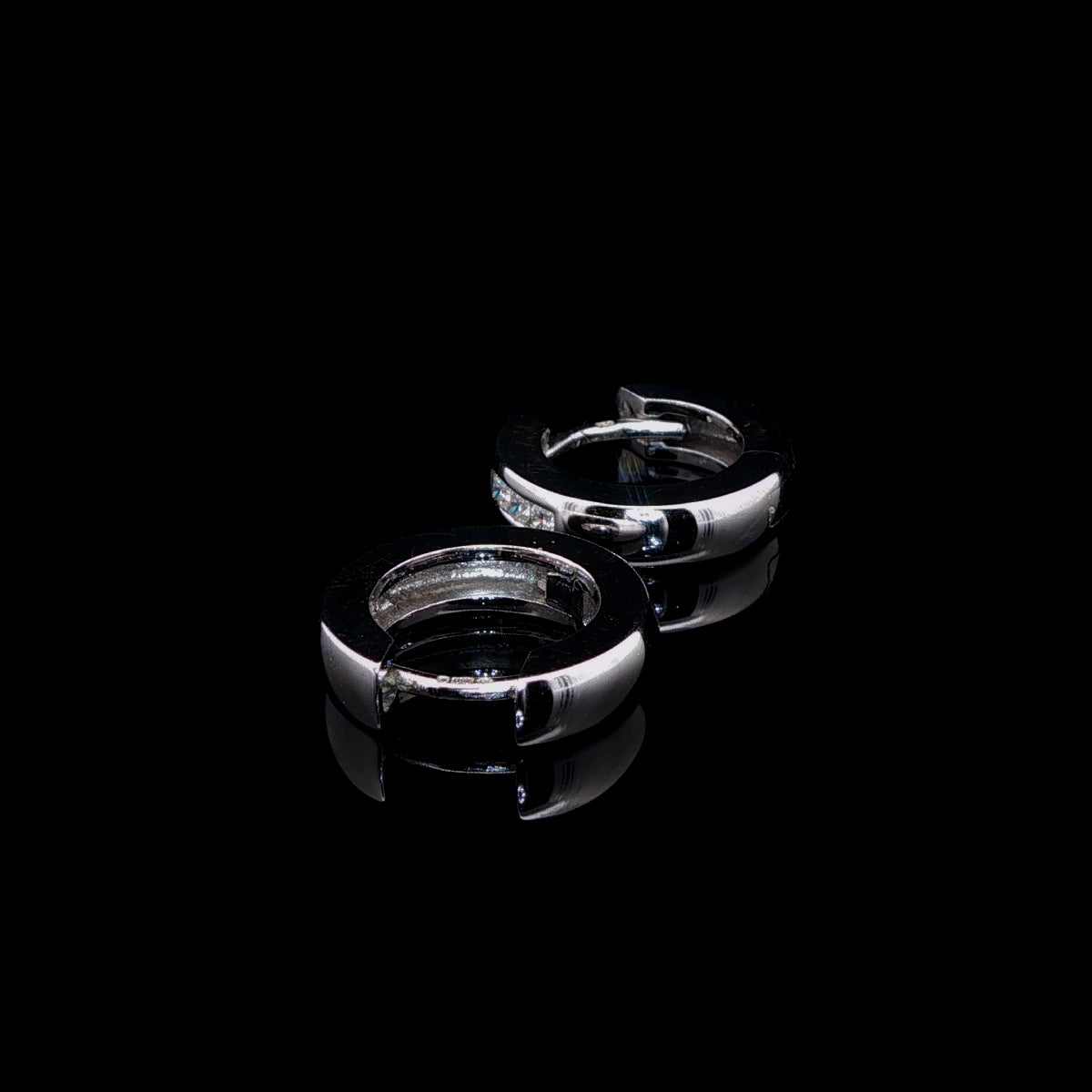 18ct White Gold Diamond Hoop Earrings, 0.30ct