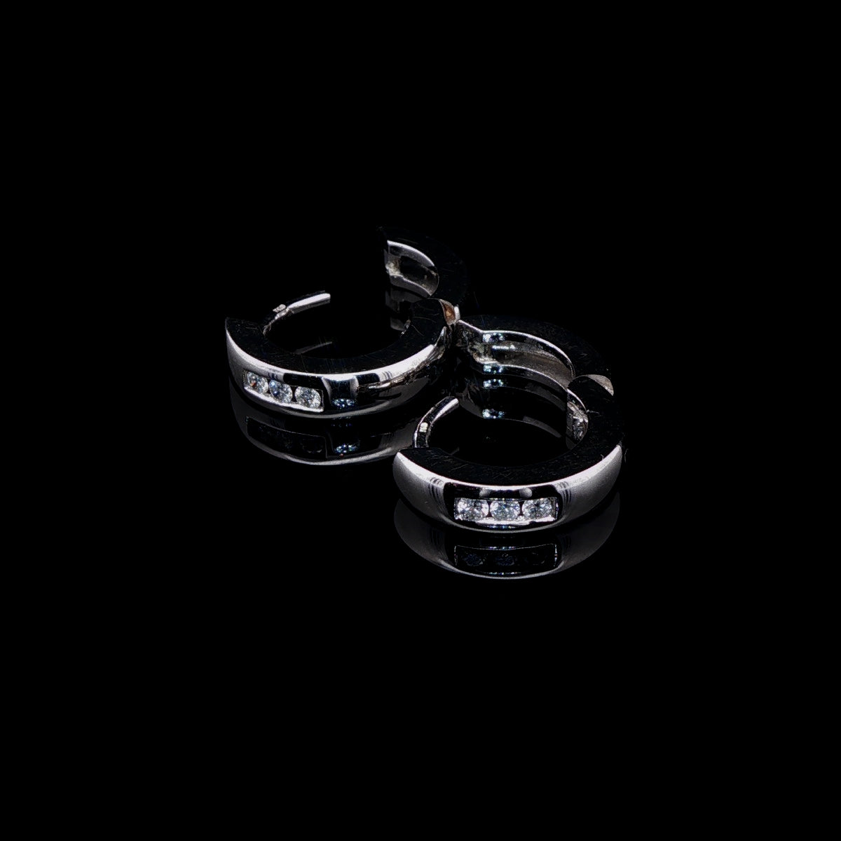 18ct White Gold Diamond Hoop Earrings, 0.30ct