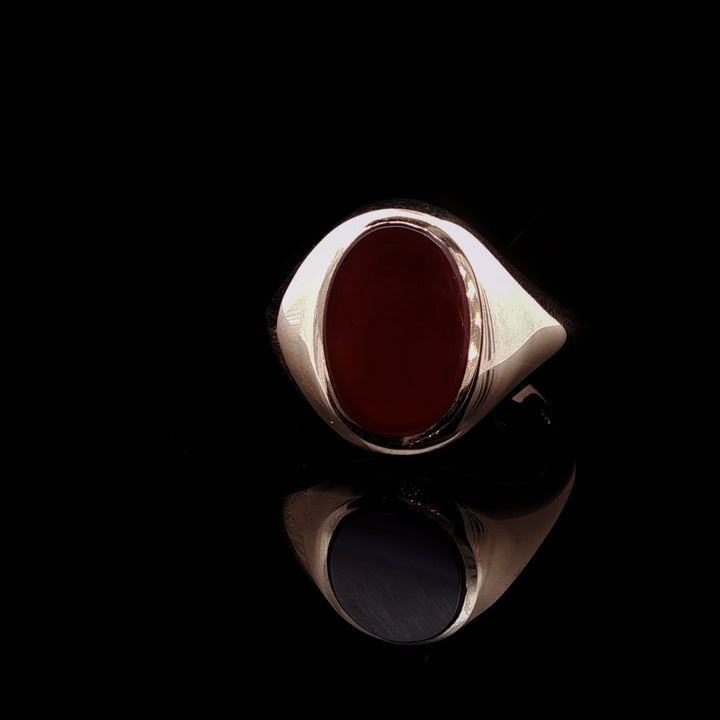 9ct Gold Oval Cornelian Stone Signet Ring, 9.2g