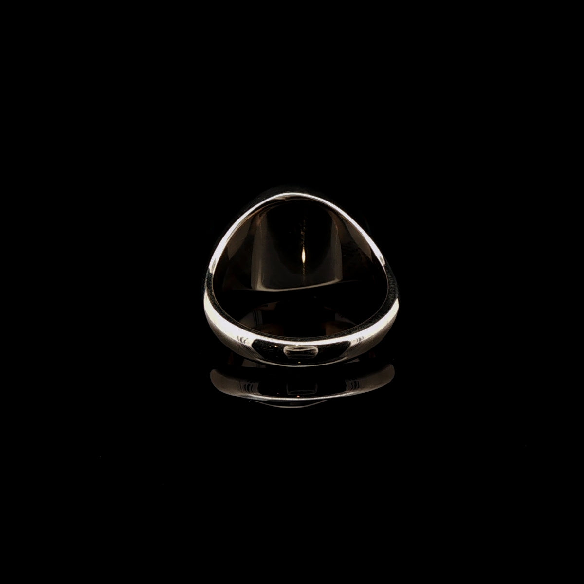 9ct Yellow Gold Oval Signet Ring, 6.1g