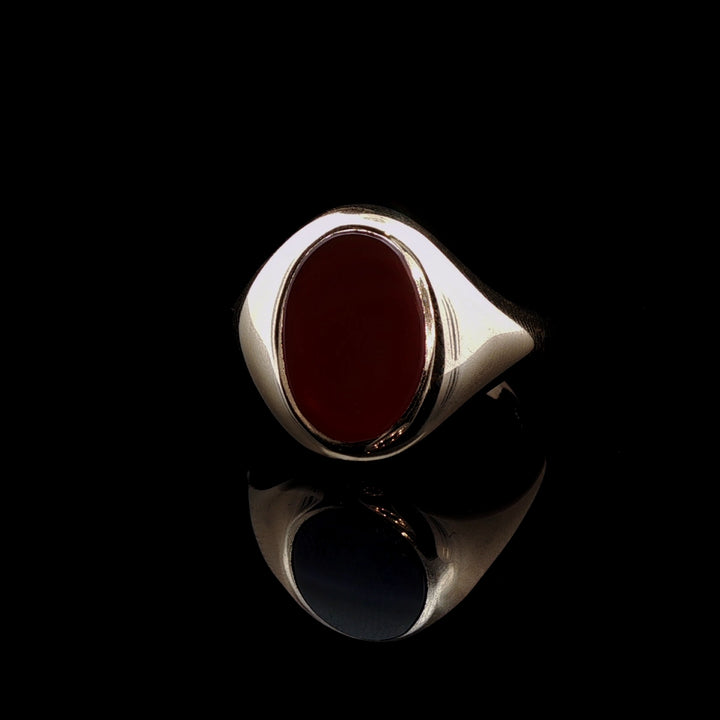 9ct Yellow Gold Oval Cornelian Stone Signet Ring, 9.2g