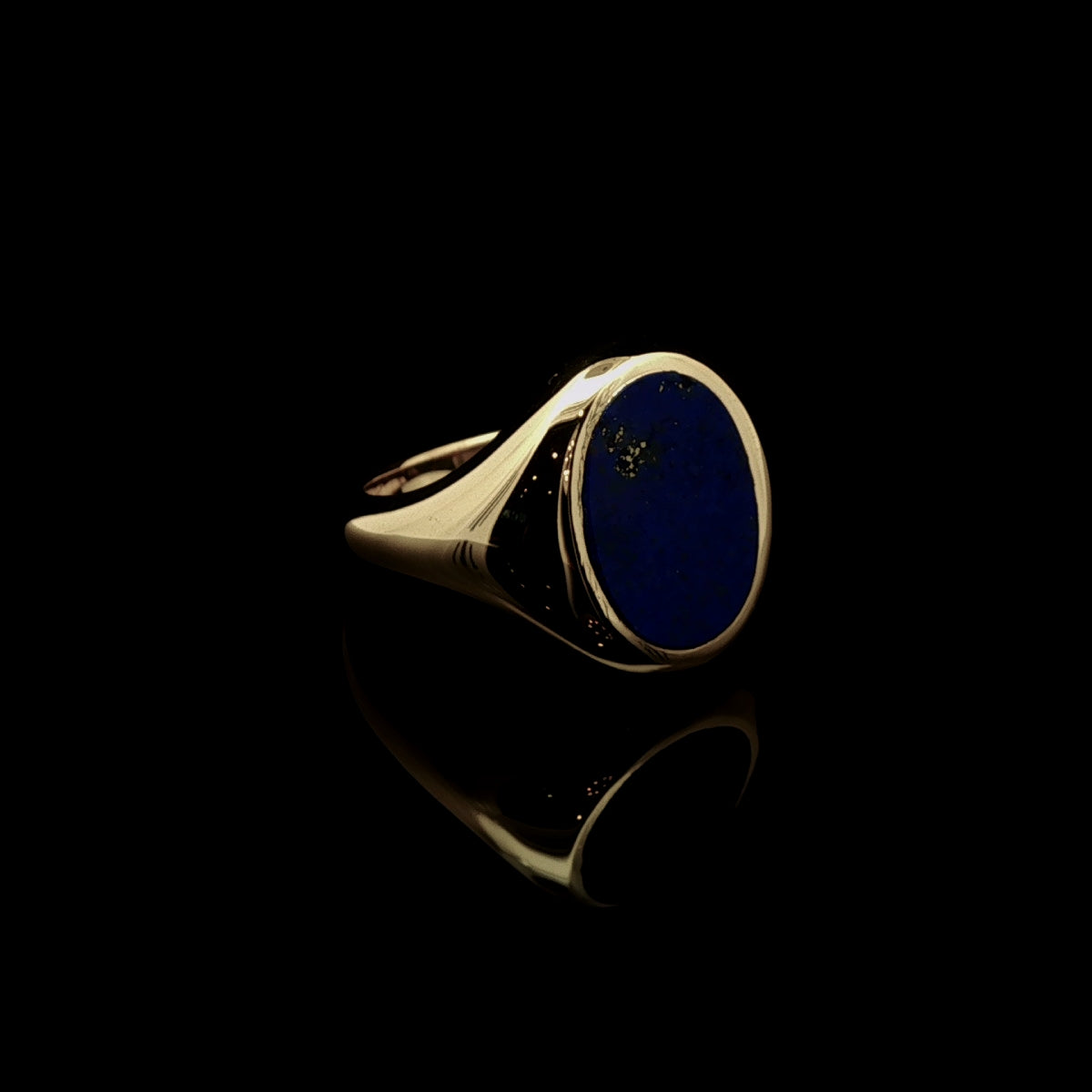 9ct Yellow Gold Oval Lapis Lazuli Stone Signet Ring, 9.6g