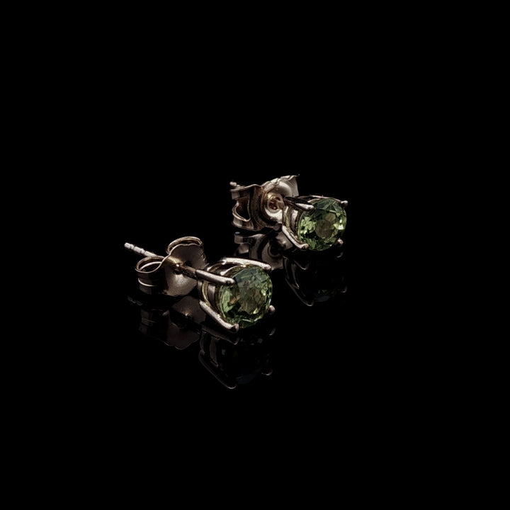 9ct Yellow Gold Round Peridot Claw Set Stud Earrings