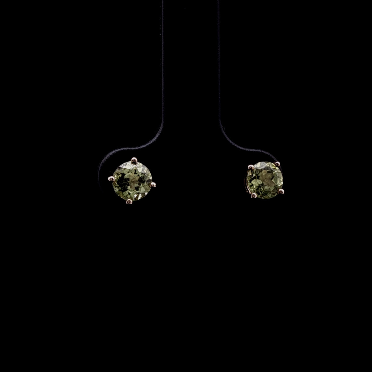 9ct Yellow Gold Round Peridot Claw Set Stud Earrings