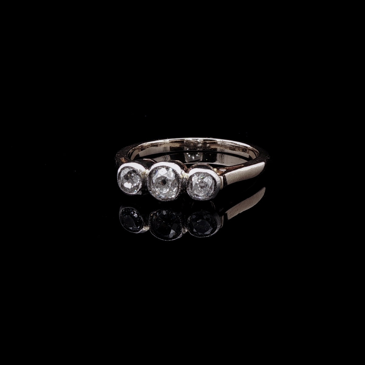 18ct Gold Three Stone Old Cut Diamond Ring
