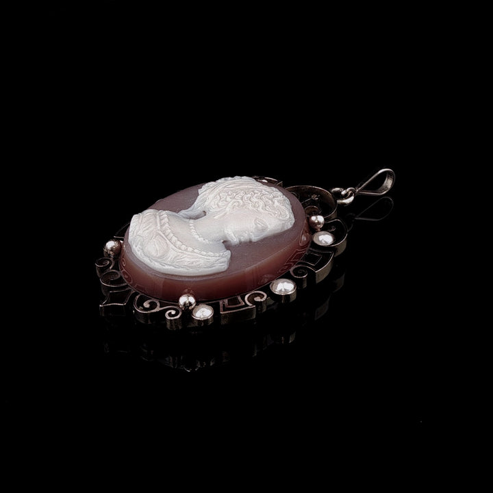 Antique Victorian Sardonyx Cameo Pendant with Seed Pearls in 9ct Yellow Gold, Circa 1890, in Original J. J. Durrant Box