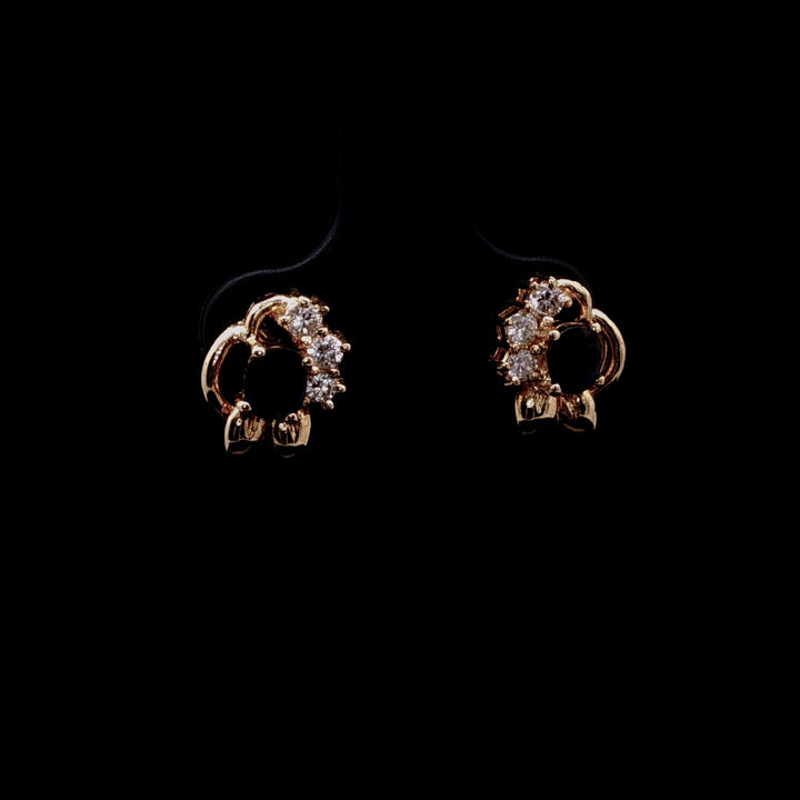 18ct Yellow Gold Oval Sapphire and Diamond Cluster Earrings