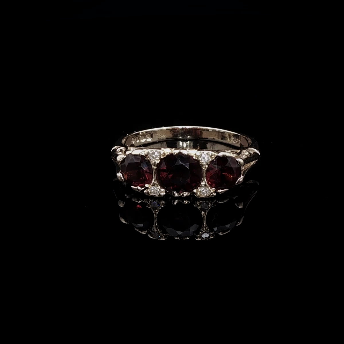 Antique 18ct Yellow Gold Seven Stone Garnet and Diamond Ring with Carved Gallery