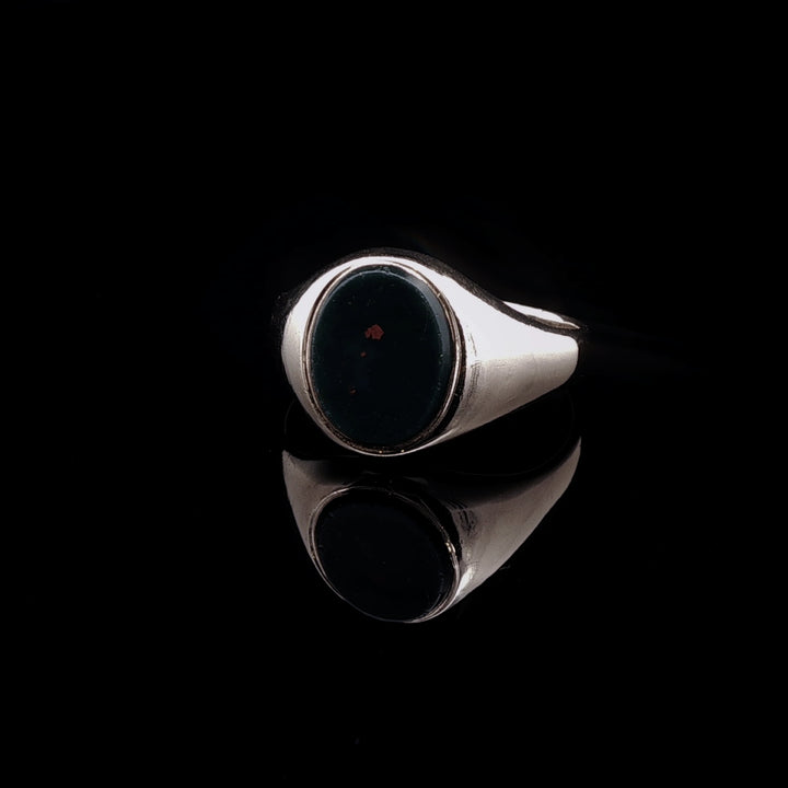 9ct Yellow Gold Oval Bloodstone Signet Ring