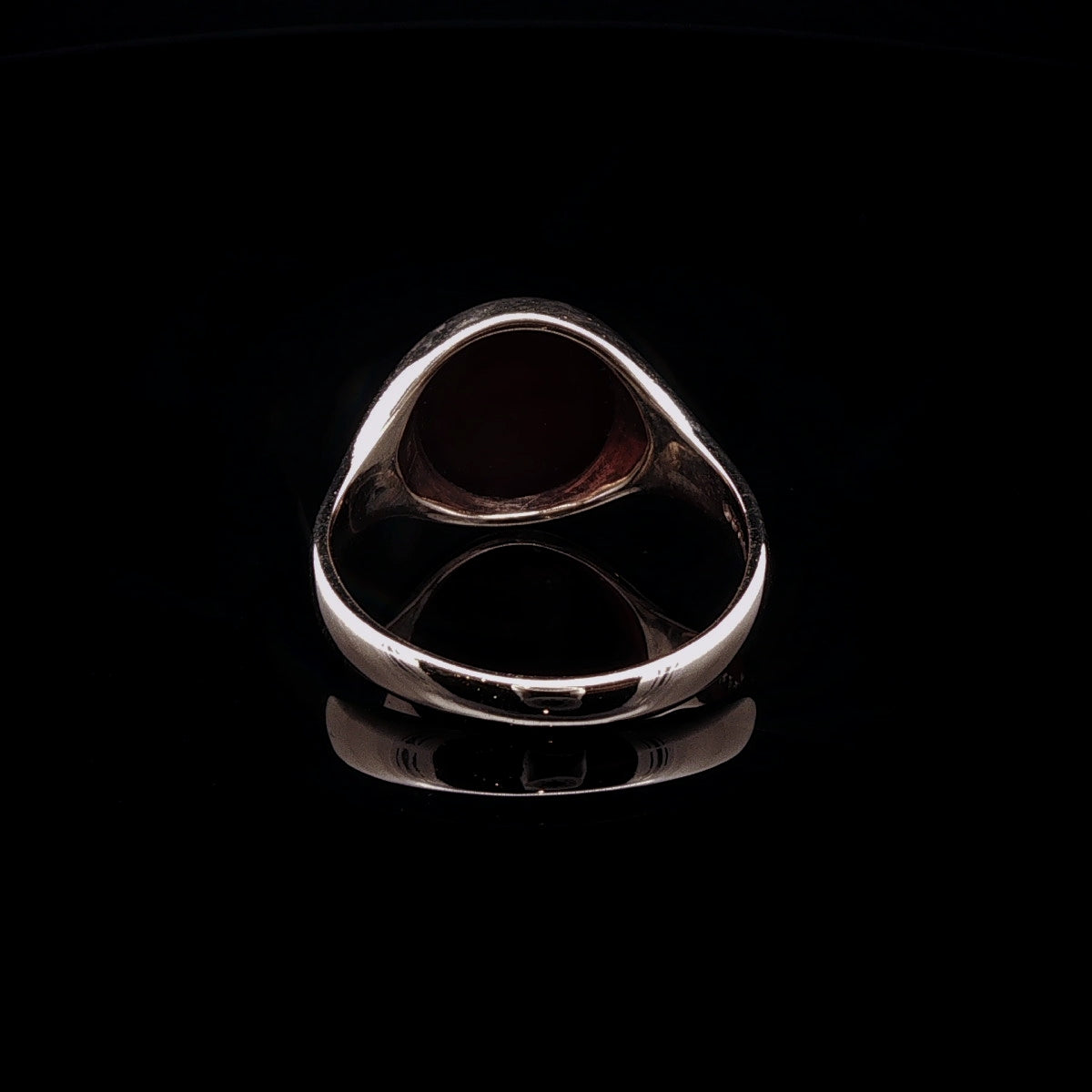 9ct Yellow Gold Oval Carnelian Signet Ring, London 1961