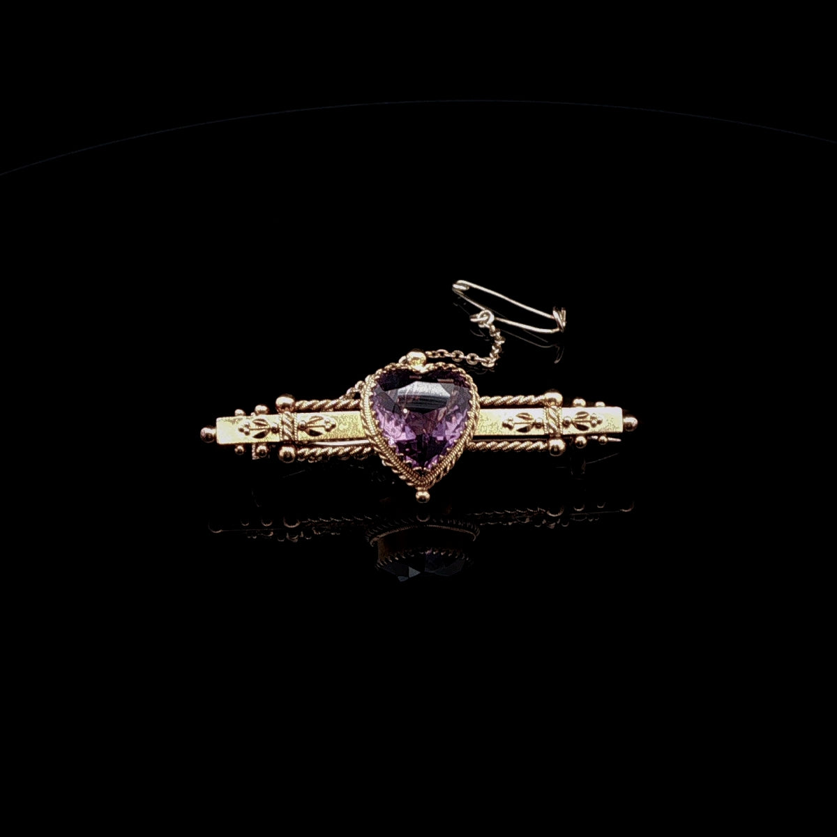 15ct Yellow Gold Heart-Shaped Amethyst Antique Brooch, Circa 1900