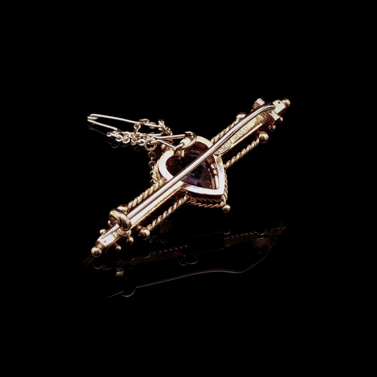 15ct Yellow Gold Heart-Shaped Amethyst Antique Brooch, Circa 1900