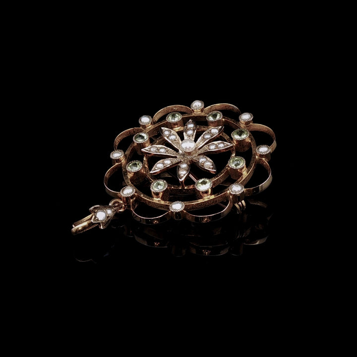 Edwardian 9ct Gold Peridot and Seed Pearl Openwork Circular Brooch / Pendant, Circa 1910