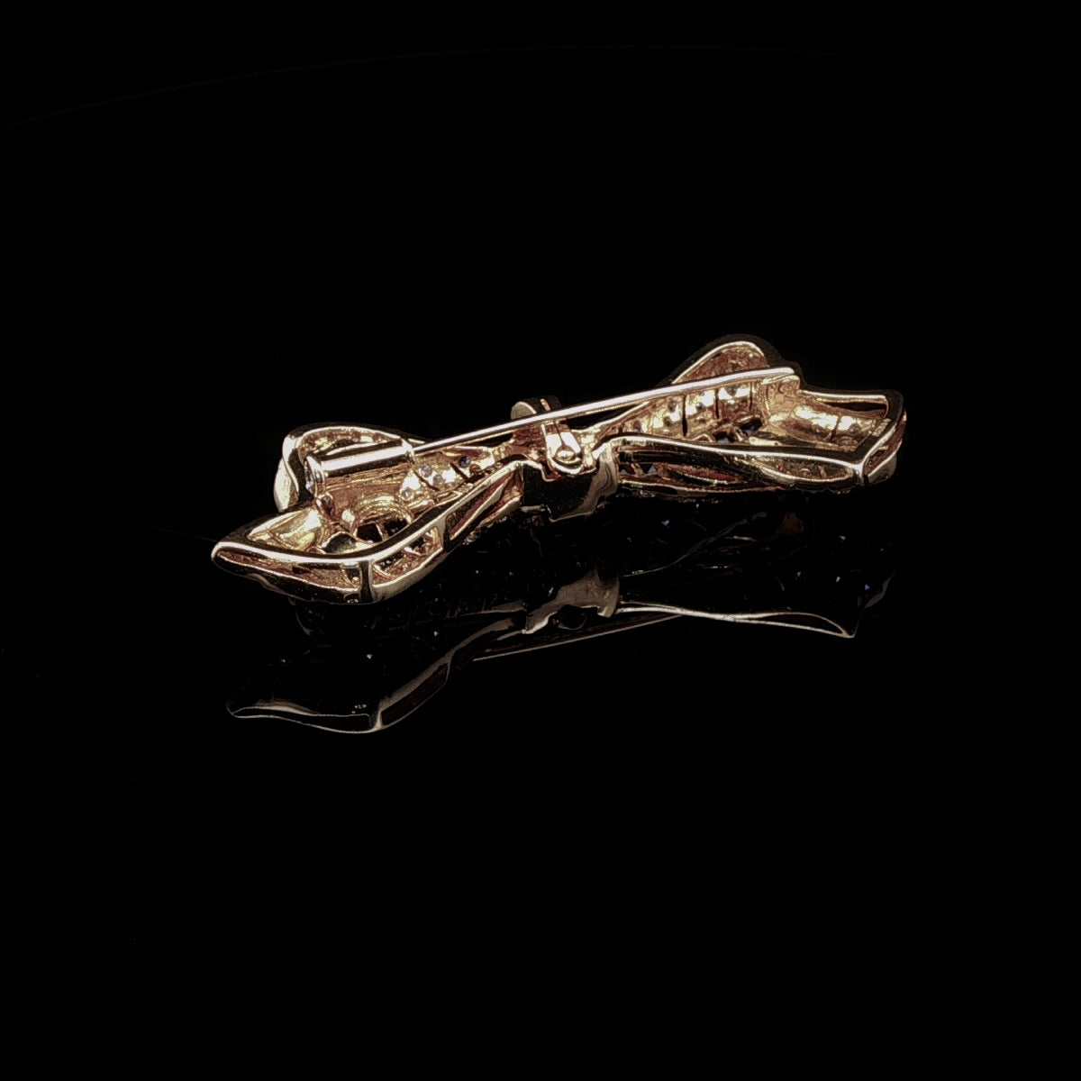 18ct Gold Diamond and Sapphire Bow Brooch/ Pendant, Circa 1990