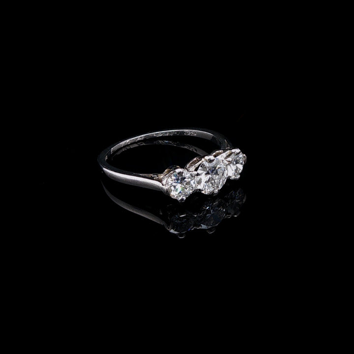 1940s 18ct Gold Three Stone Old Cut 0.90ct Diamond Ring
