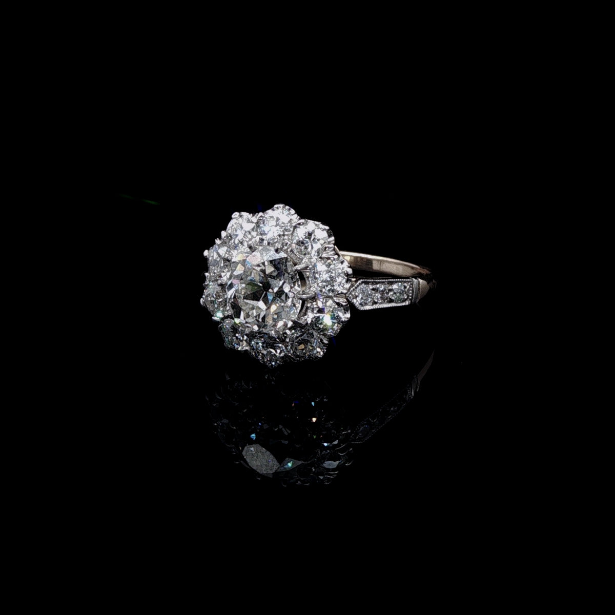 Vintage 18ct Gold Old Cut 2.55ct Diamond Cluster Ring