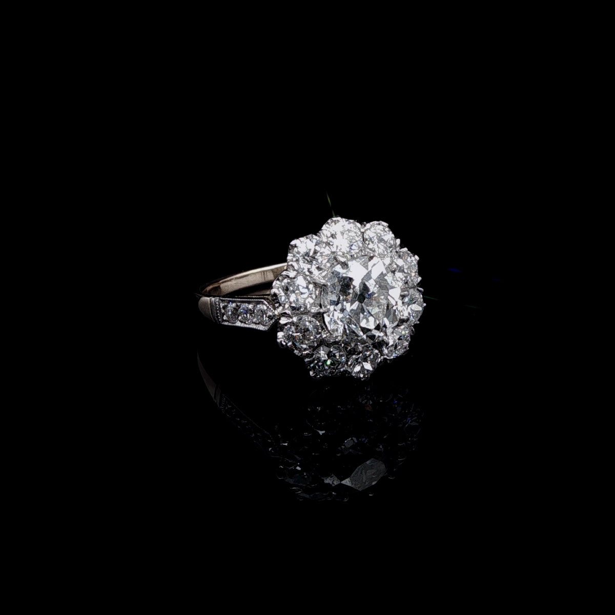 Vintage 18ct Gold Old Cut 2.55ct Diamond Cluster Ring