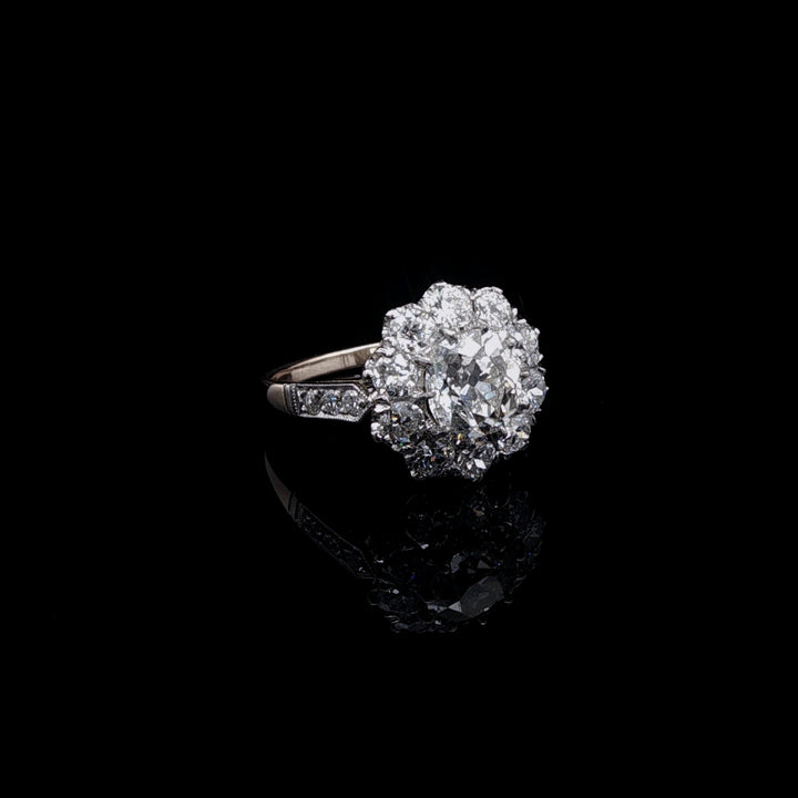 Vintage 18ct Gold Old Cut 2.55ct Diamond Cluster Ring