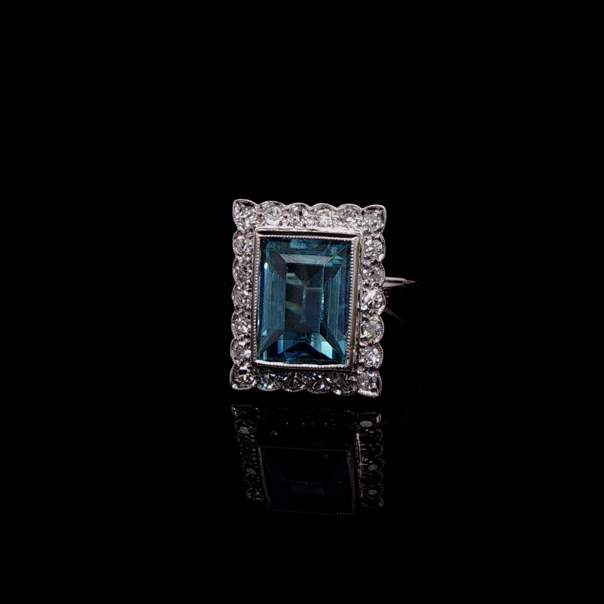 Vintage 18ct White Gold Blue Zircon and Brilliant Cut Diamond Cocktail Ring