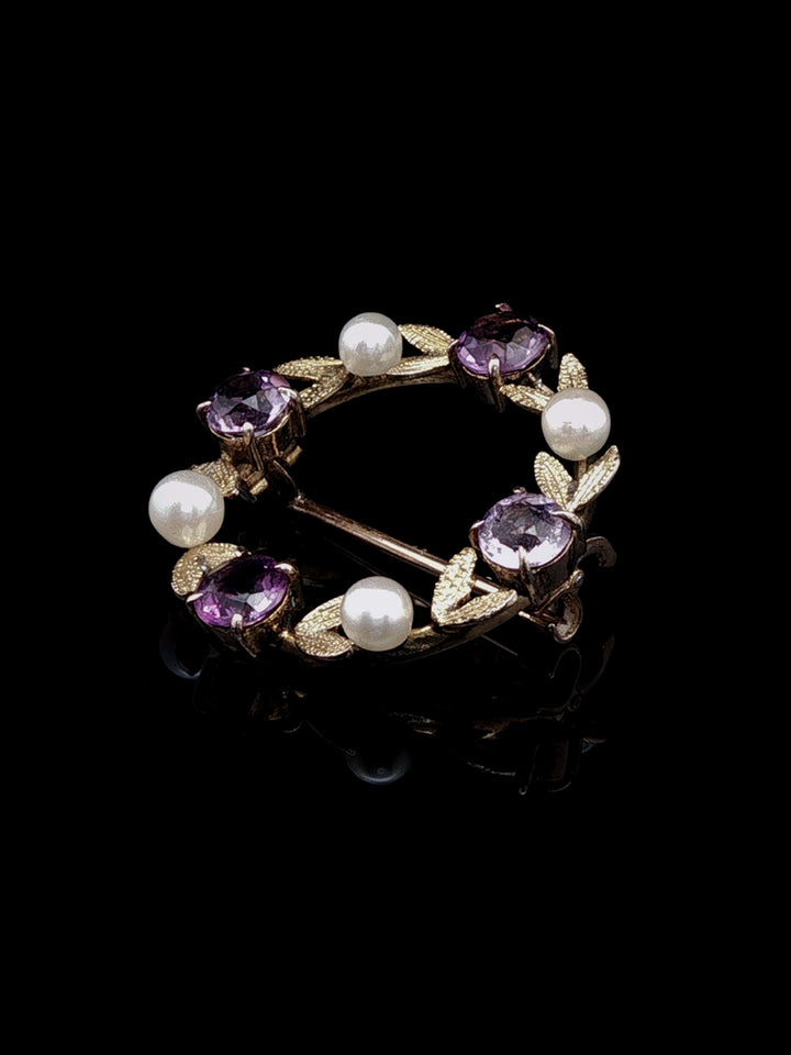 Vintage 9ct Yellow Gold Amethyst and Pearl Circular Wreath Brooch