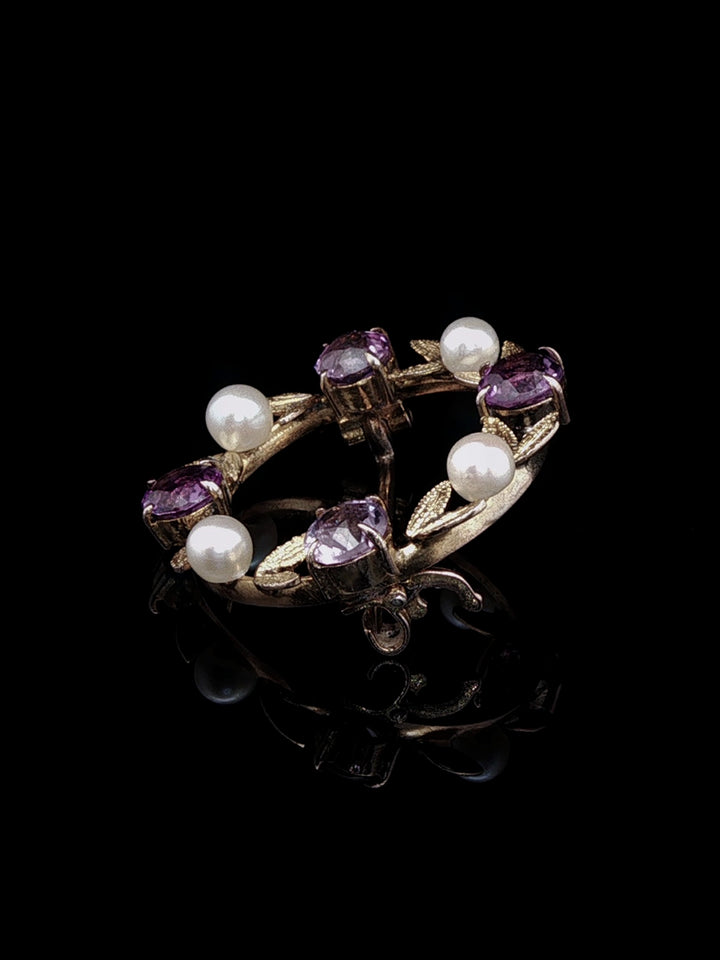 Vintage 9ct Yellow Gold Amethyst and Pearl Circular Wreath Brooch