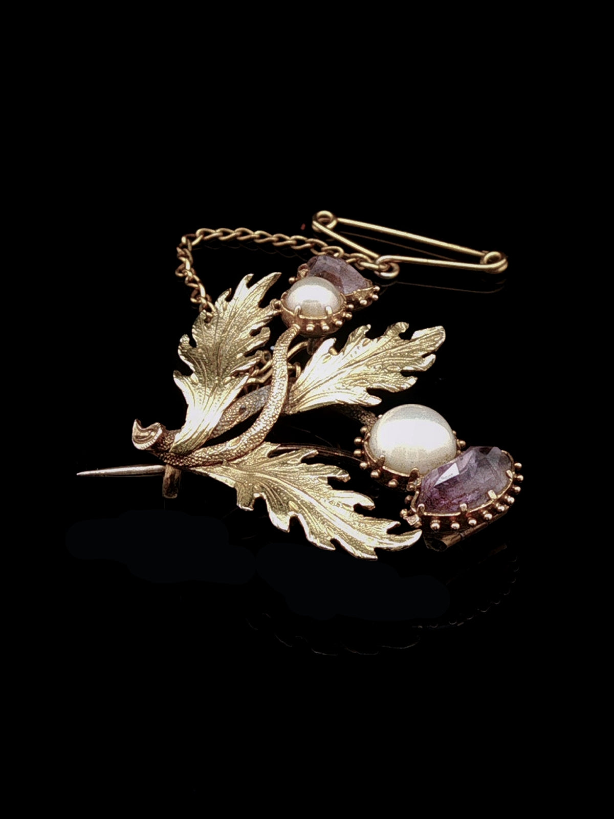Vintage 18ct Yellow Gold Amethyst and Pearl Thistle Spray Brooch