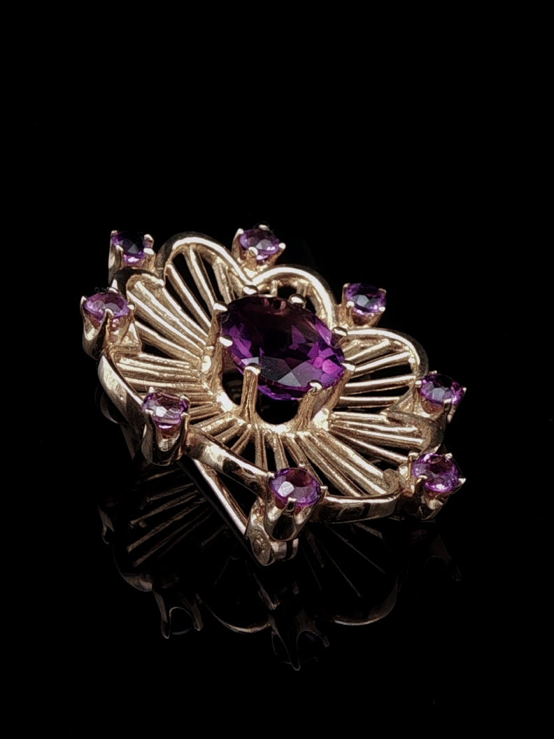 Vintage 9ct Yellow Gold Oval Amethyst Floral Brooch