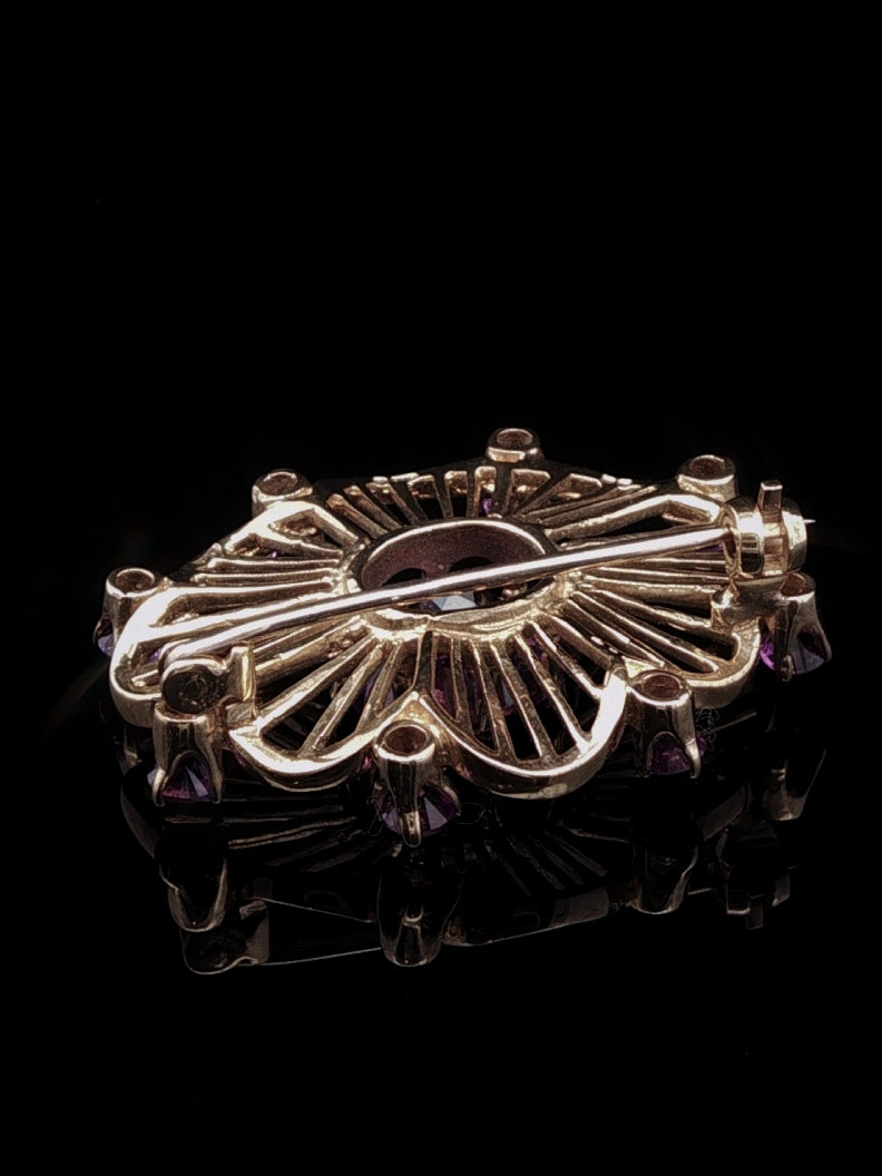 Vintage 9ct Yellow Gold Oval Amethyst Floral Brooch