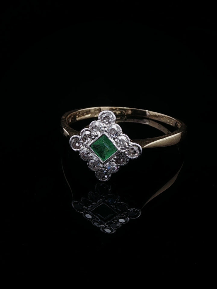 Art Deco 18ct Gold 0.35ct Diamond and Emerald Cluster Ring, Circa 1930